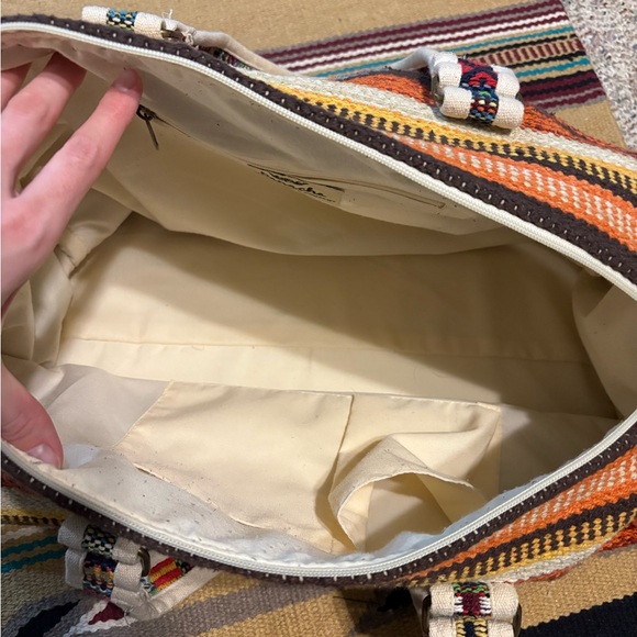 Aztec Weekender/Duffle Bag - Picture 2 of 9